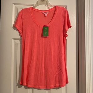 Lilly Pulitzer Womens U-Neck Tshirt Size L-NWT